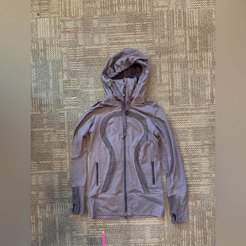 lululemon women’s purple zip up